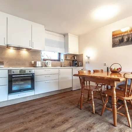 Jcop Apartment *